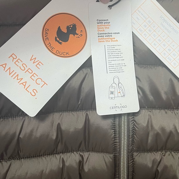 Save The Duck Alexis Water-Resistant Hooded Puffer Jacket - Duplicate - Picture 9 of 16